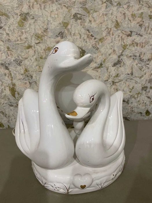 Фарфоровый светильник "Лебеди"