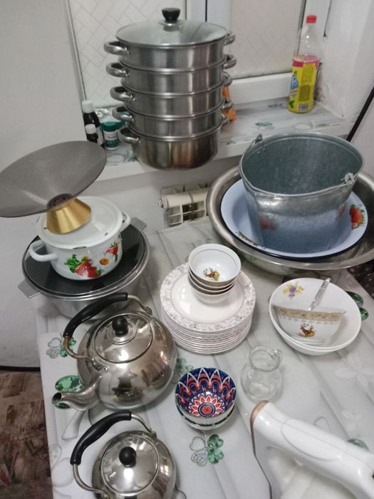 Много Посуда для дома