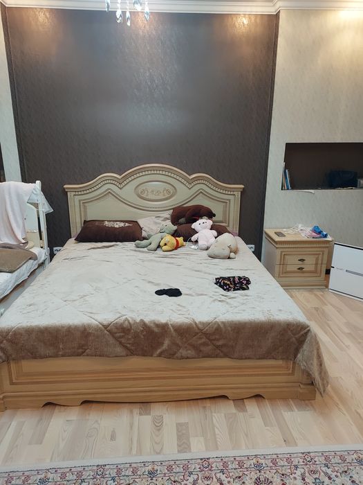 Спальный гарнитур