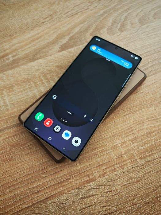 S 25 Ultra, 18 cicluri de  încărcare.