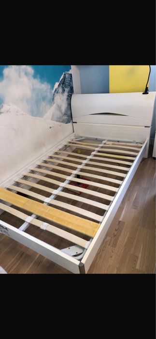 Кровать продам 120 см