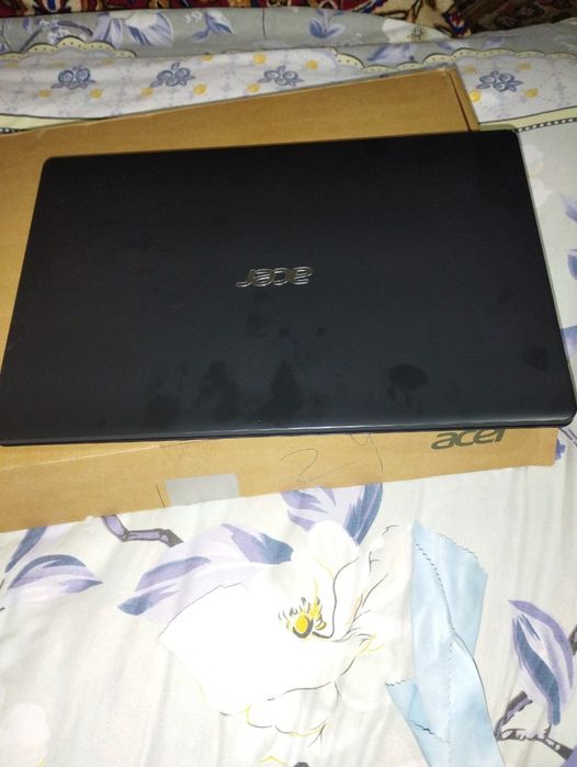 Продаётся ноутбук новый Acer Aspire3