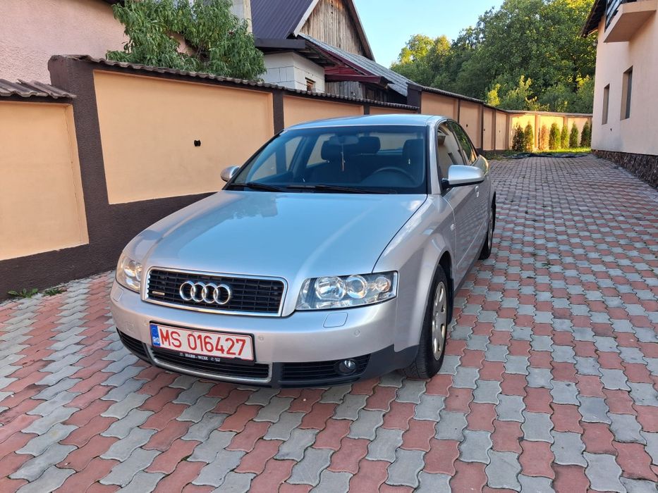 AUDI A4 2004 — imagine 2