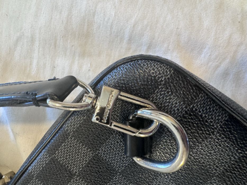 Louis Vuitton Slingbag Monogram чанта мъжка