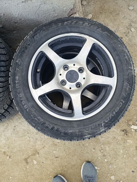 Титанка Покрышкасымен  TRIANGLE