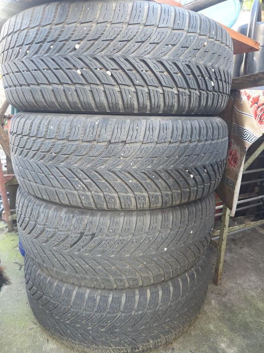 Anvelope Nokian set 4 buc 215/60 R 17 2022