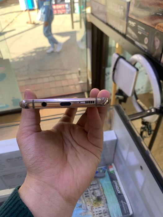 Samsung s10 5g 8/256 holati yaxshi