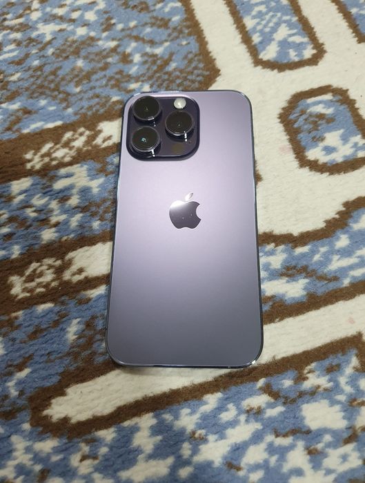 Продам iPhone 14 pro 128 Гб.