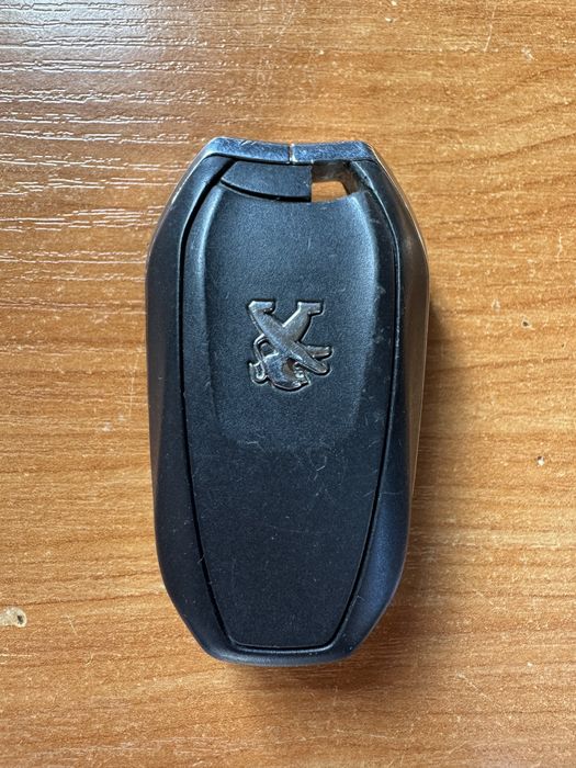 Оригинален ключ Peugeot Keyless