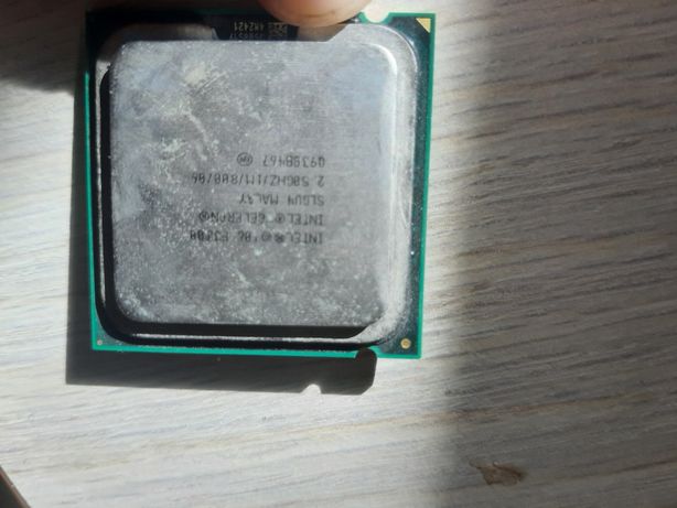 Intel celeron e3300