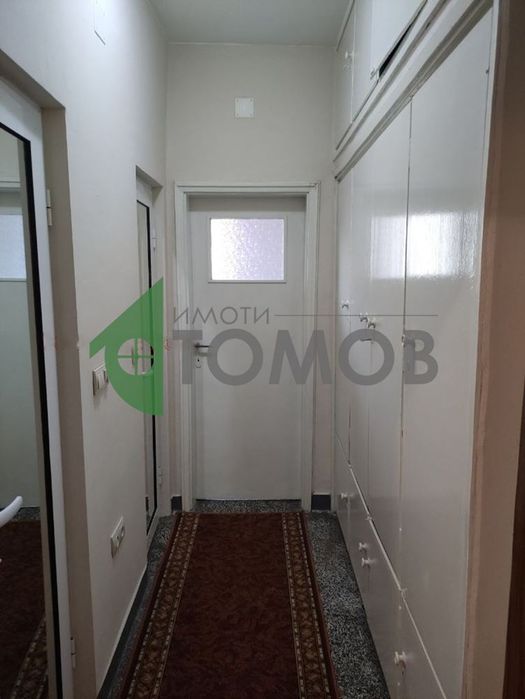 Дава се под наем Четиристаен апартамент в Стара Загора, Център - 90 кв.м за 357 € - Снимка #8