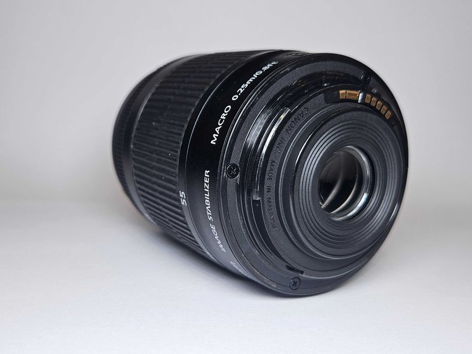 Obiectiv Canon EF-S 18-55mm f/3.5-5.6 IS STM + Lens Hood + Filtru  UV