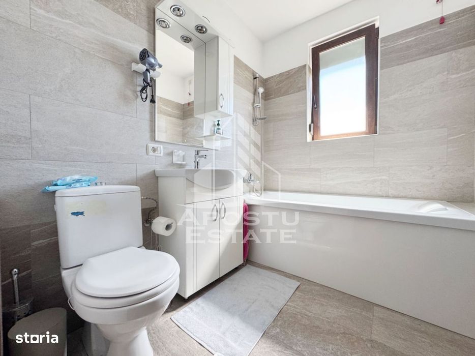Apartament 4 camere de vanzare, 100mp utili + 2 balcoane -Giroc