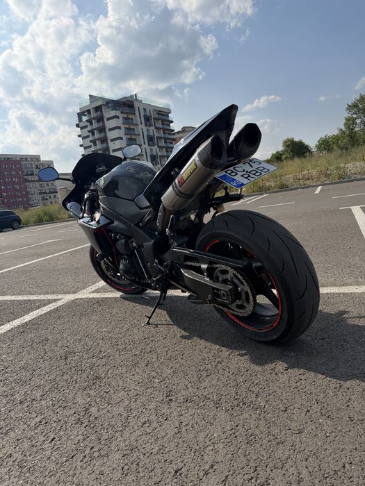 Yamaha r1 big bang