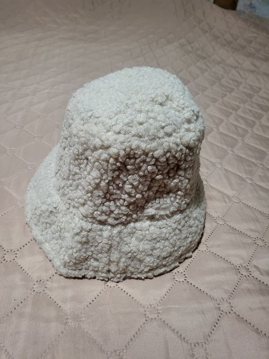 Гащеризон, рокли и шапки