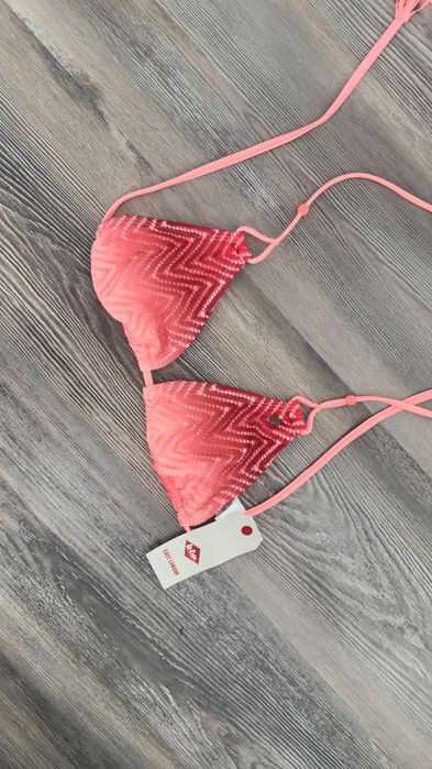 Sutien pentru costum de baie Lee Cooper