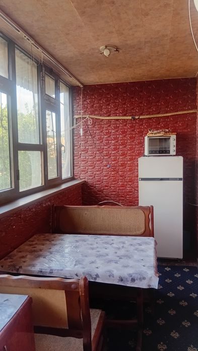 Продается 3 комнатная квартира  с 6 метровой верандой