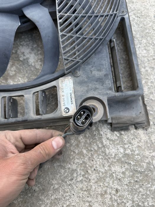 Вентилятор кондиционера BMW E39