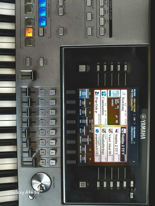 Orga Yamaha Tyros 5 cu 76 clape