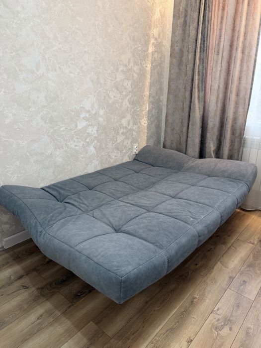 Продам хороший диван