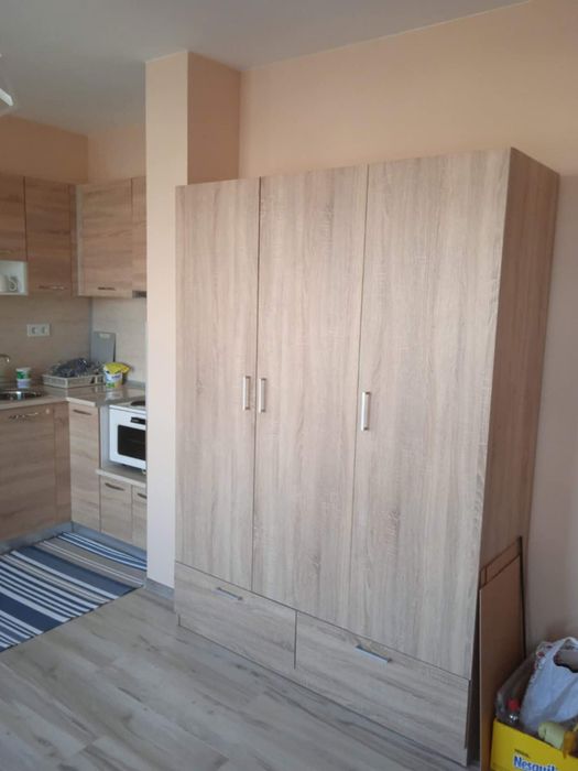 Дава се под наем Едностаен апартамент в Пловдив, Коматево - 30 кв.м за 275 € - Снимка #1