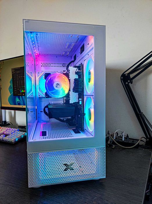 Нов! Ryzen 7 8700F, RTX 5060, 16GB RAM, 512GB SSD NVMe, WIFI, Bluetooth