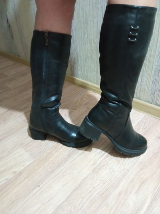 Продам сапоги женские