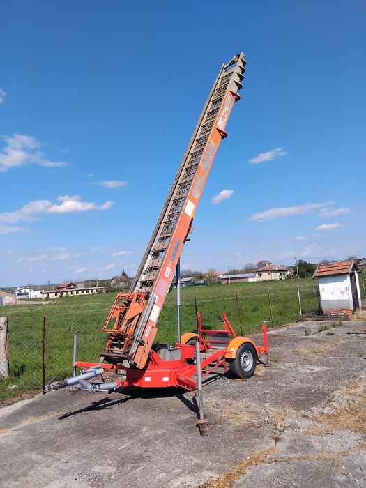 Мобилен лифт Boker