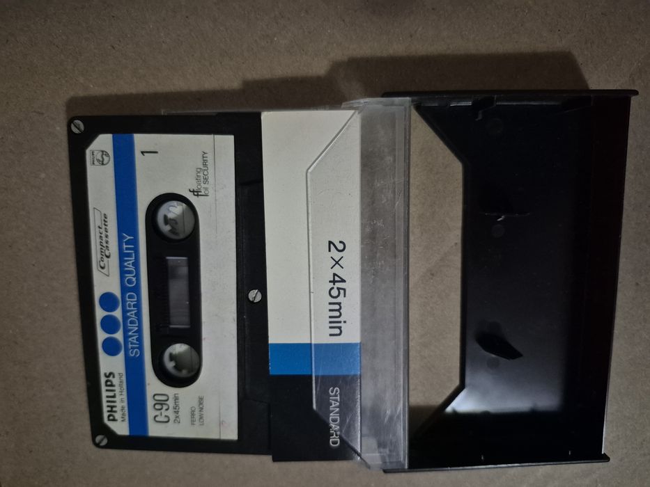 Vand Lot 4 casete audio originale Philips C-90,C-60,C-45 minute  muzica  mixta