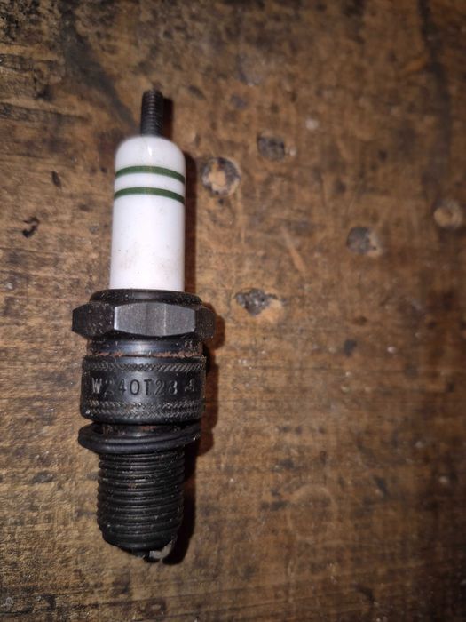 Свещи bosch Germany.