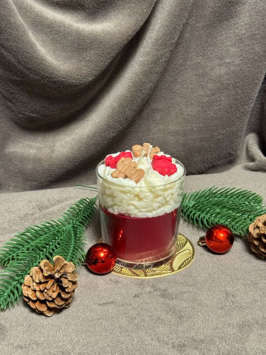 Ръчноизработени коледни свещи