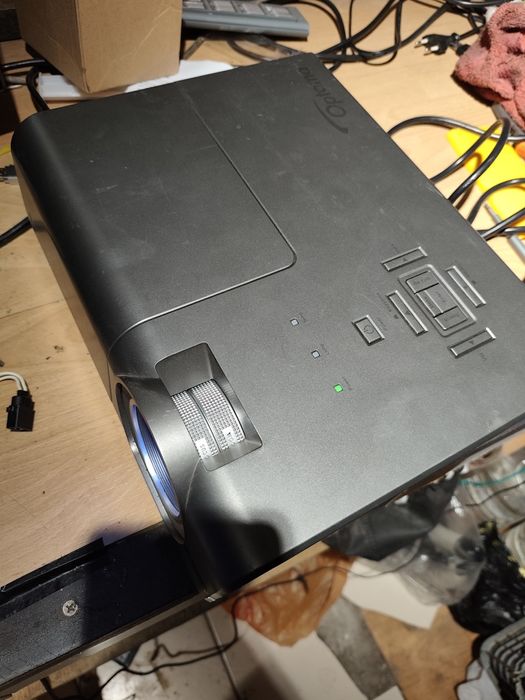 Проектор профессиональный