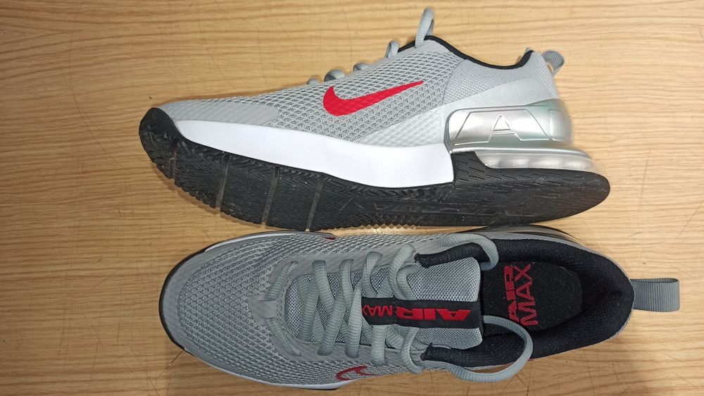 Маратонки AIR MAX нови 43N