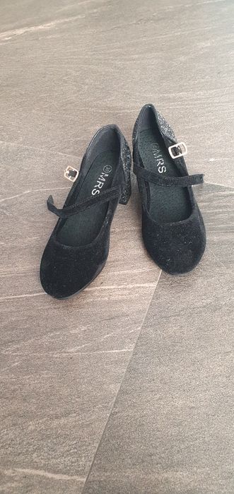 Pantofi copii...