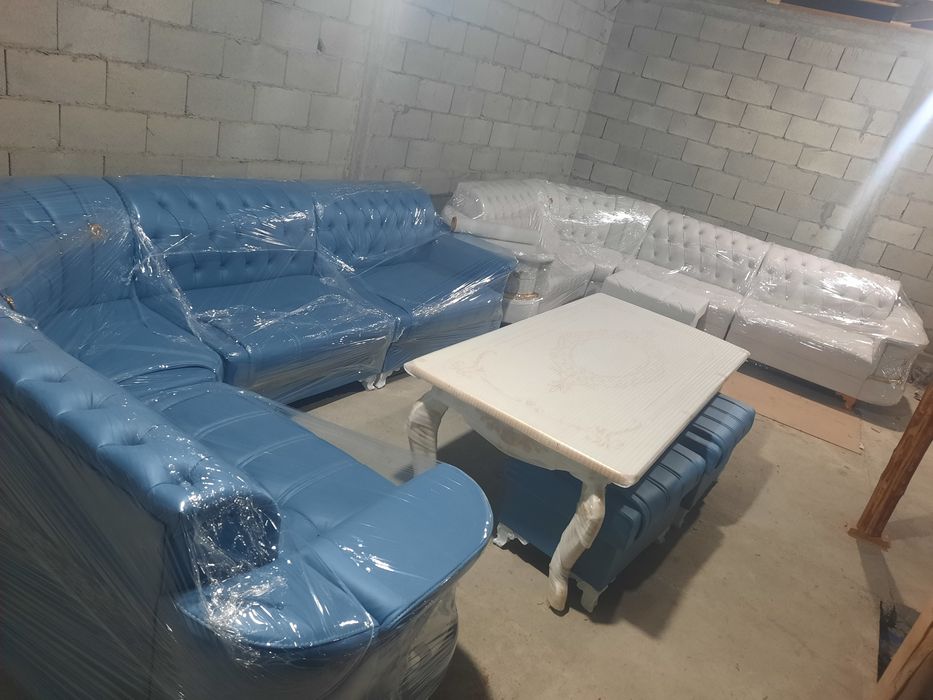 Оптом уголок Честер Арзон сифатли