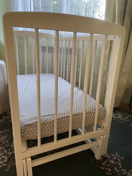 Продам манеж детский