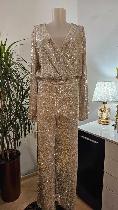 Официален комплект с пайети ONlY