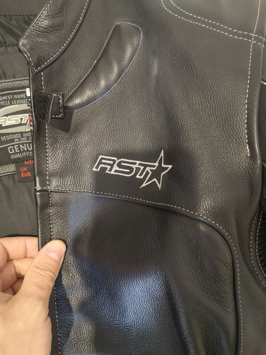 Мото Яке RST.