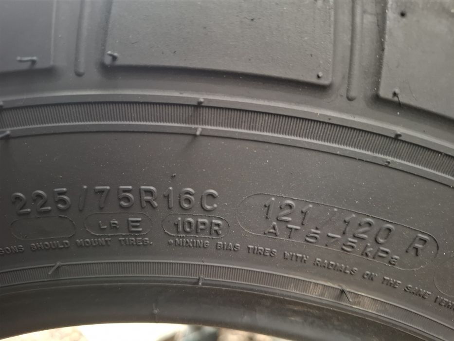 225 75 16c 121/120R  Vand 4 anvelope Michelin