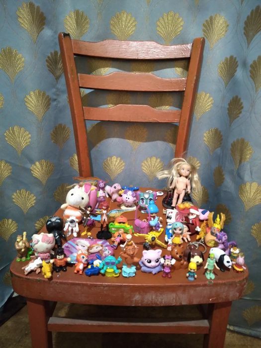 Продам игрушки шикарные машинки