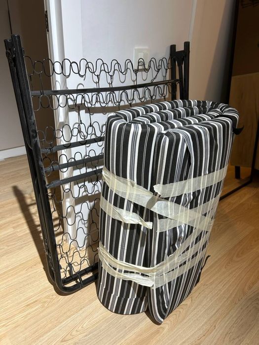 Раскладушка с матрасом