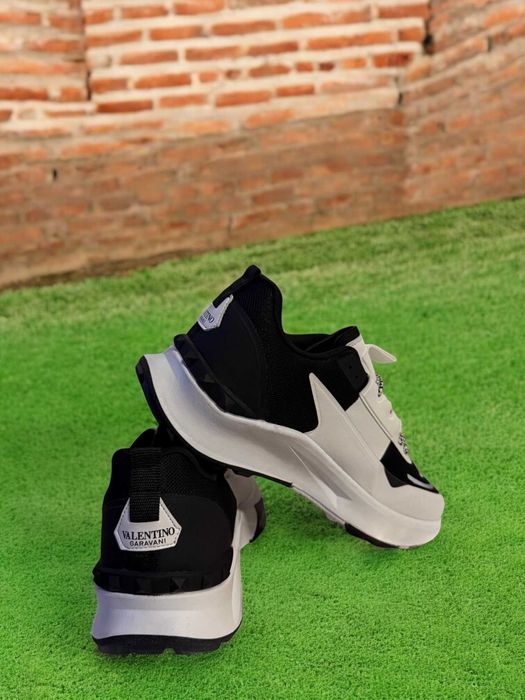 Adidasi Valentino True Act Negru - Alb - Produs Full Box Premium