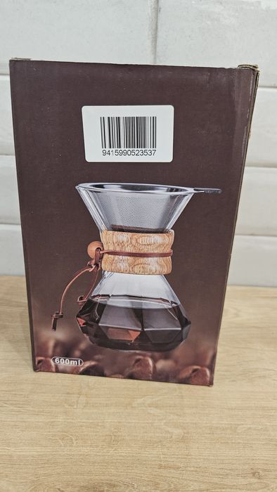 Cafetieră cu mâner de lemn