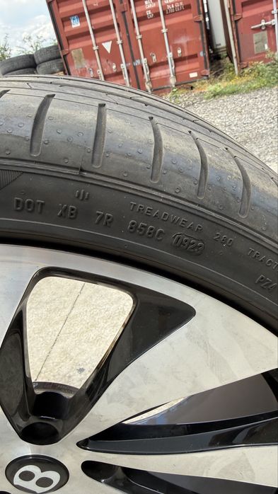 Jante Bentley Continental GT Flying spur 275/35R22 315/30R22
