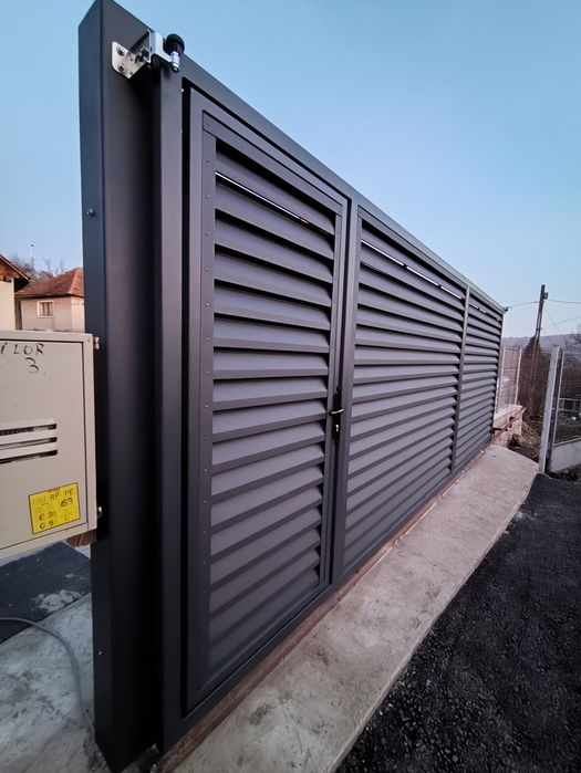 Poarta și pietonala - Personalizate pentru exterior * Bistrița