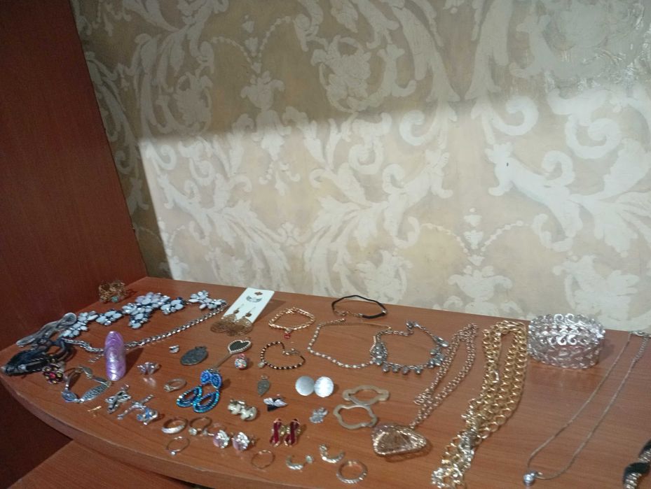 bijuteri gablonturii