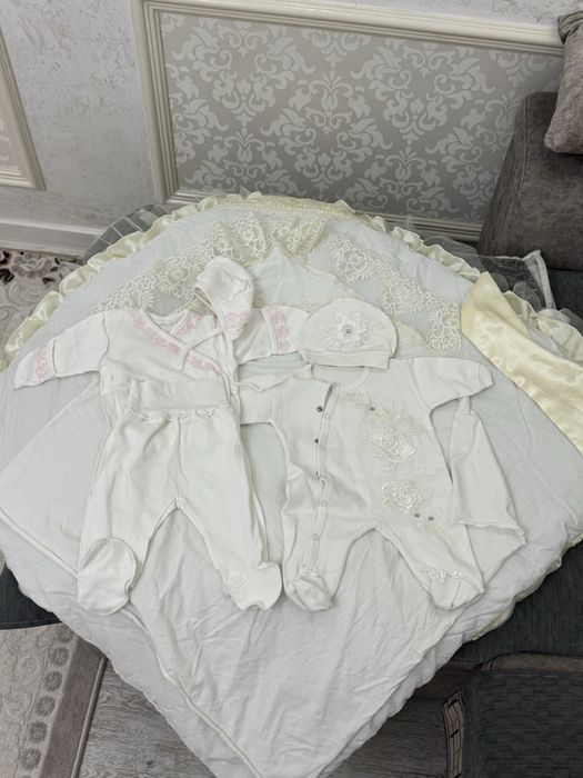 На выписку комплект