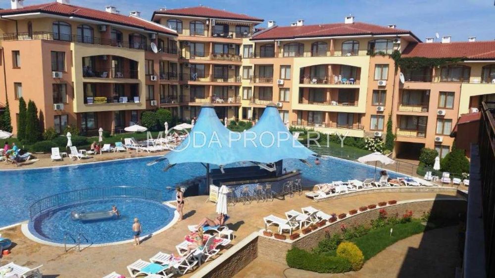 Продава се Двустаен апартамент в Свети Влас - 60 кв.м за 774 €/кв.м - Снимка #2