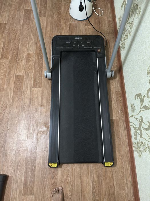 Беговая дорожка Genau