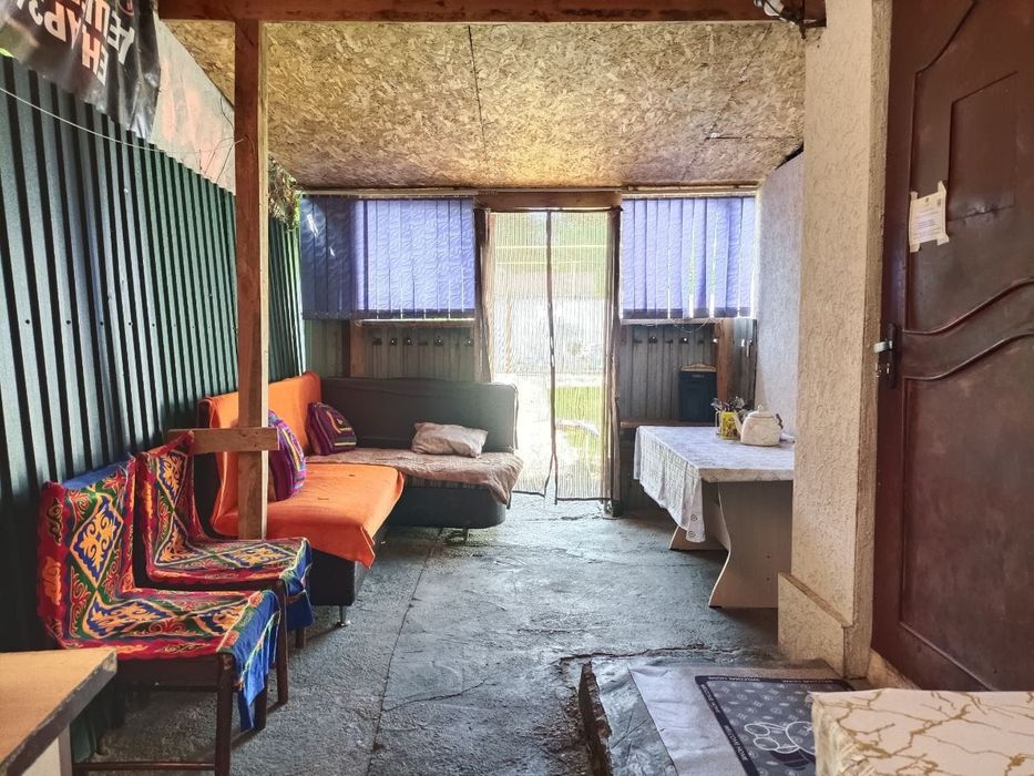 Барачный дом Саман